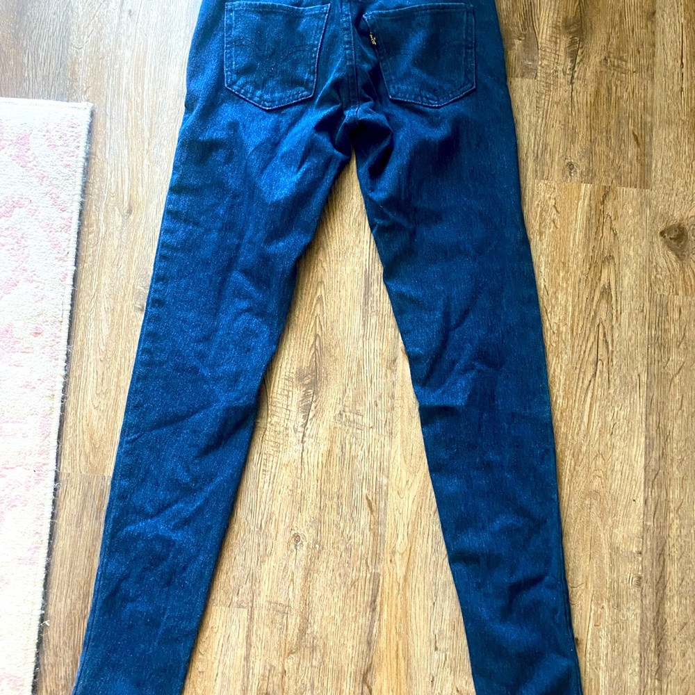 Womens Levi Jeggings 25x32